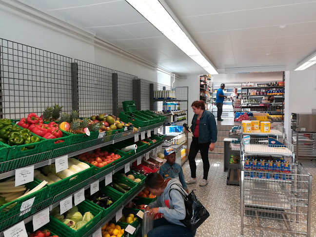 Kommentare und Rezensionen über Caritas Epicerie