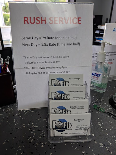 Computer Repair Service «PC Fix - Issaquah», reviews and photos, 1320 NW Mall St, Issaquah, WA 98027, USA