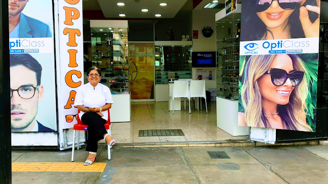 OPTICLASS CENTER - Óptica