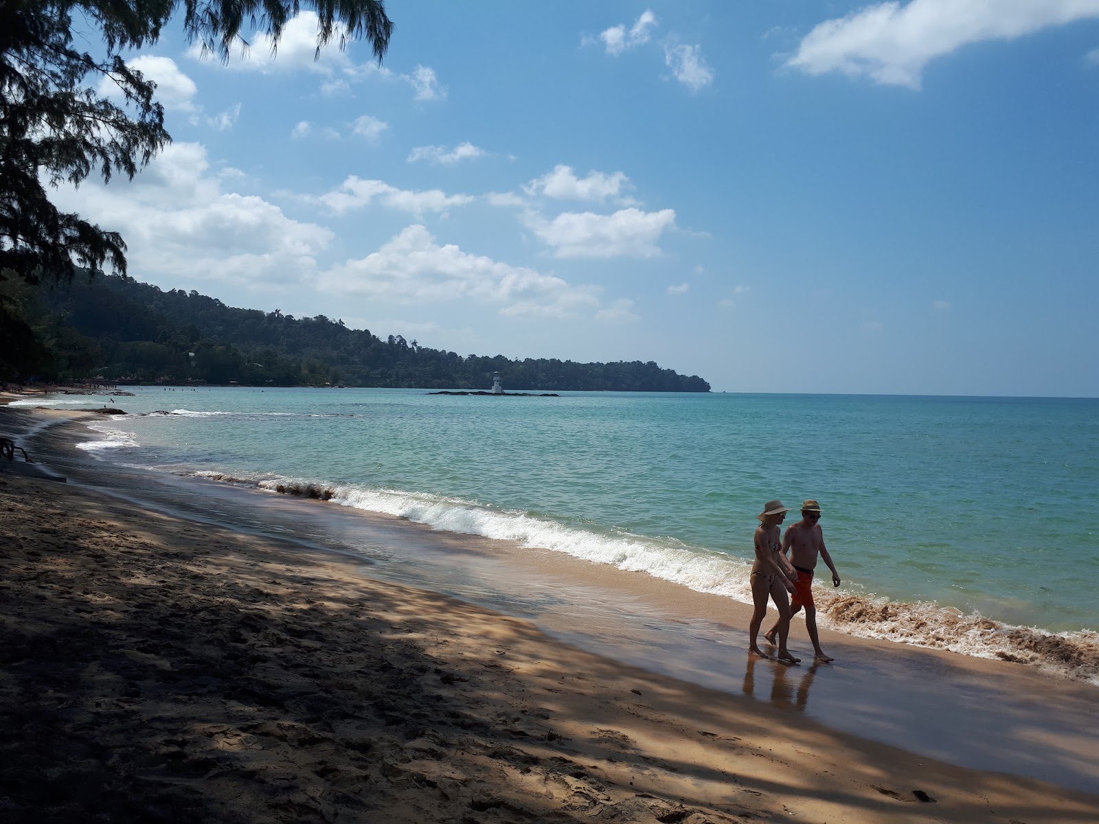 Foto van Nang Thong Beach met gemiddeld niveau van netheid