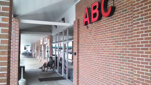 Liquor Store «ABC Store», reviews and photos, 30 E Sylva Shopping Center, Sylva, NC 28779, USA