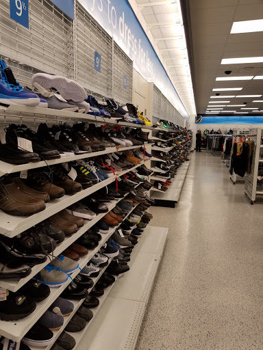 Clothing Store «Ross Dress for Less», reviews and photos, 2151 N Harris Blvd, Layton, UT 84041, USA