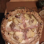 Photo n°1 de l'avis de Laura.i fait le 18/12/2019 à 21:34 sur le  Bob Alchimia A Spicchi à Montepaone