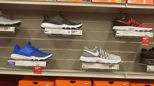 Sporting Goods Store «Academy Sports + Outdoors», reviews and photos, 848 E Barnes Crossing Rd, Tupelo, MS 38804, USA