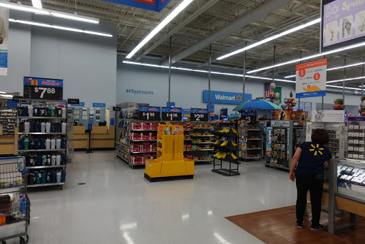 Department Store «Walmart Supercenter», reviews and photos, 1605 SE Everett Mall Way, Everett, WA 98208, USA