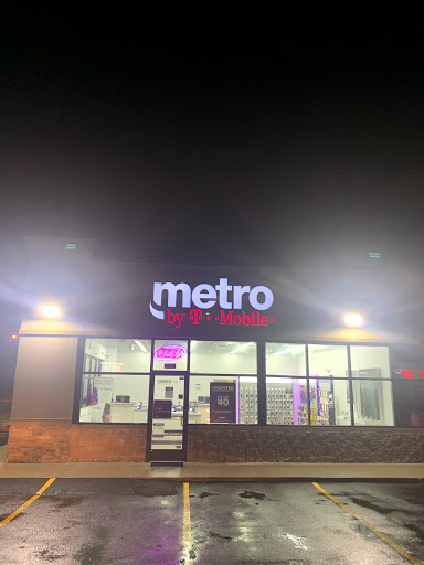 Cell Phone Store «MetroPCS Authorized Dealer», reviews and photos, 2250 E Auburn Rd, Shelby Charter Township, MI 48317, USA