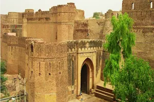 Bhatner Fort image