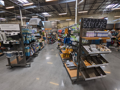 Camping Store «REI», reviews and photos, 6281 W 135th St, Overland Park, KS 66223, USA