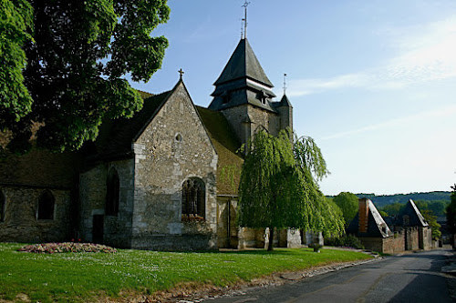 Eglise Saint Pierre et Saint Paul à Ménilles