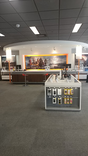 Cell Phone Store «AT&T», reviews and photos, 1980 S Robert St #110, West St Paul, MN 55118, USA