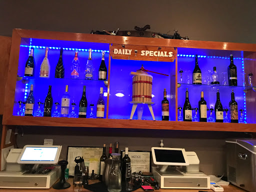 Wine Bar «The Tasting Room», reviews and photos, 7775 N Palm Ave, Fresno, CA 93711, USA