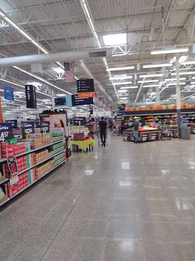 Shopping Mall «Foothills Mall», reviews and photos, 7401 N la Cholla Blvd, Tucson, AZ 85741, USA