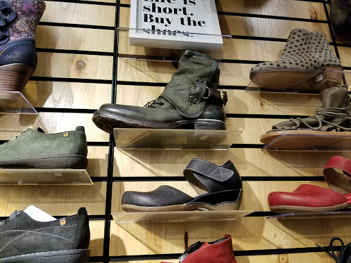 Fashion Accessories Store «cc McKenzie Shoes & Apparel», reviews and photos, 7000 NE Airport Way #2342, Portland, OR 97218, USA