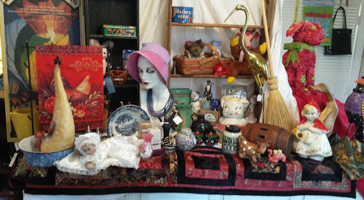 Thrift Store «Buried Treasure Thrift Shop», reviews and photos, 326 W Dixie Ave, Elizabethtown, KY 42701, USA