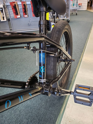 Bicycle Store «Chainwheel Drive», reviews and photos, 32796 US Hwy 19 N, Palm Harbor, FL 34684, USA