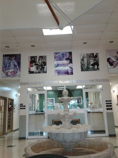 Vocational School «Florida Career College - West Palm Beach», reviews and photos