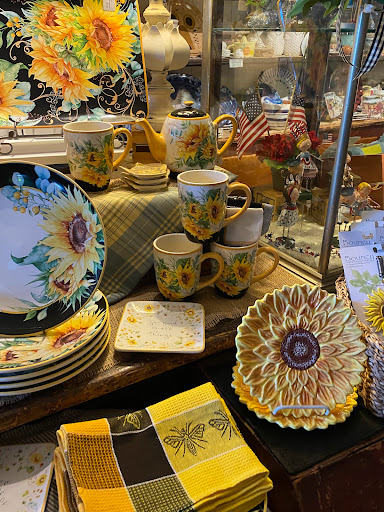 General Store «St James General Store», reviews and photos, 516 Moriches Rd, St James, NY 11780, USA