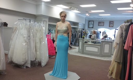 Bridal Shop «Golden Needle Bridal», reviews and photos, 426 SW Commerce Dr #110, Lake City, FL 32025, USA