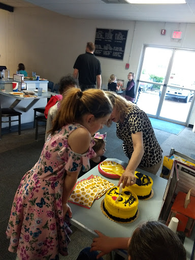 Bowling Alley «Highland Bowl», reviews and photos, 2123 NW 9th St, Corvallis, OR 97330, USA