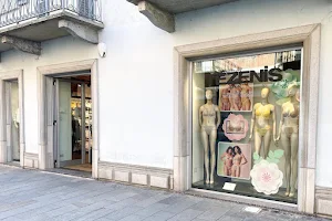 Tezenis image