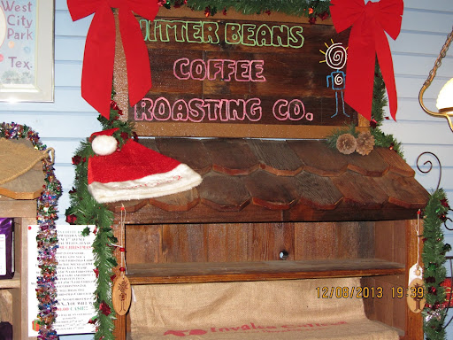 Coffee Shop «Downtown Video & You Maka Me HOT Coffee Roasting Company», reviews and photos, 101 NE 1st Ave, Mineral Wells, TX 76067, USA