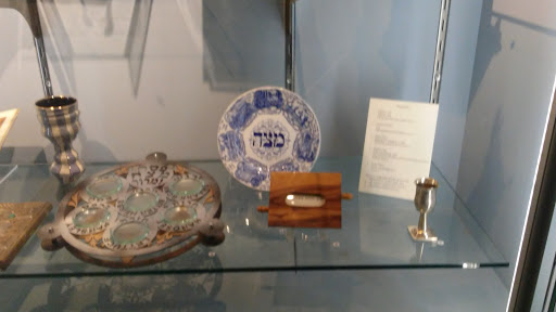 Museum «Oregon Jewish Museum and Center for Holocaust Education», reviews and photos, 724 NW Davis St, Portland, OR 97209, USA