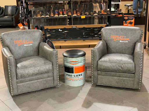 Motorcycle Dealer «Caliente Harley-Davidson», reviews and photos, 7230 NW Loop 410, San Antonio, TX 78245, USA