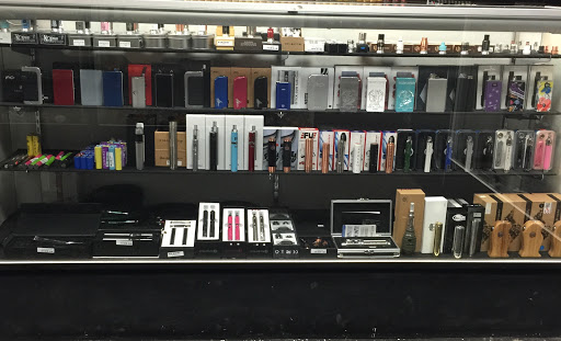 Tobacco Shop «Puffs Smoke Shop», reviews and photos, 9458 Whittier Blvd, Pico Rivera, CA 90660, USA