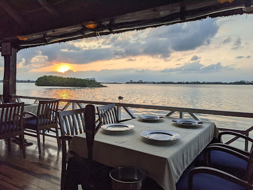 Charming restaurants nearby Cancun