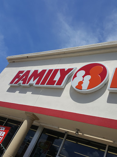 FAMILY DOLLAR, 990 NW 15th Ave, Ocala, FL 34475, USA, 