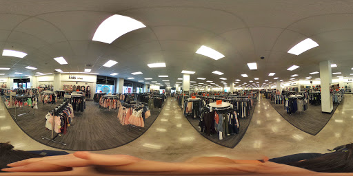 Department Store «Nordstrom Rack The Shops at Midtown Miami», reviews and photos, 3201 N Miami Ave, Miami, FL 33127, USA