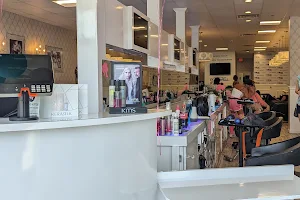 Moxie Salon and Beauty Bar - Livingston image