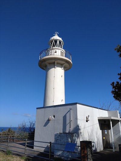 大岬灯台