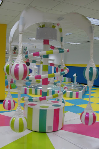 Amusement Center «Yu Kids Island II, LLC», reviews and photos, 122 Hawthorn Center, Vernon Hills, IL 60061, USA