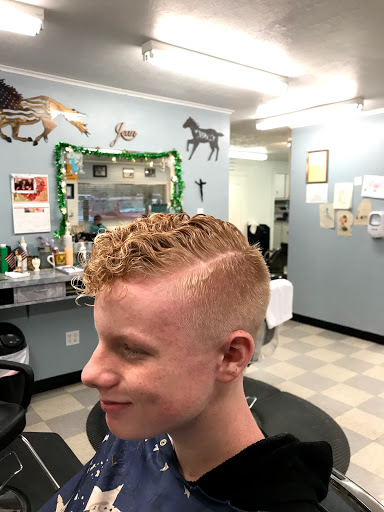 Beauty Salon «J & D Barber & Beauty Shop», reviews and photos, 18904 FM 1488 Rd, Magnolia, TX 77355, USA