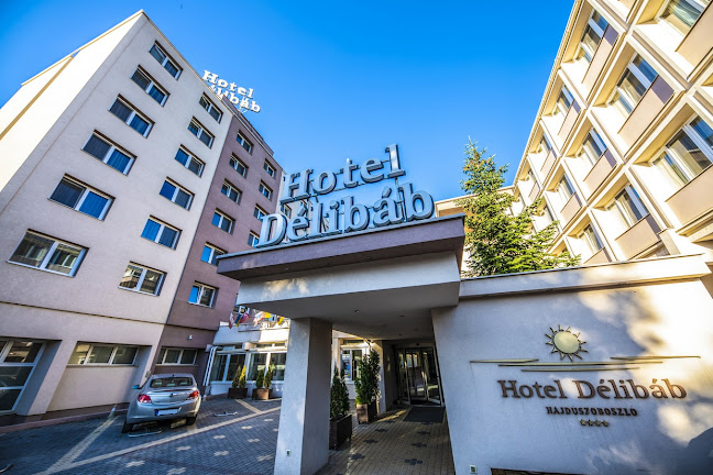 Hotel Délibáb