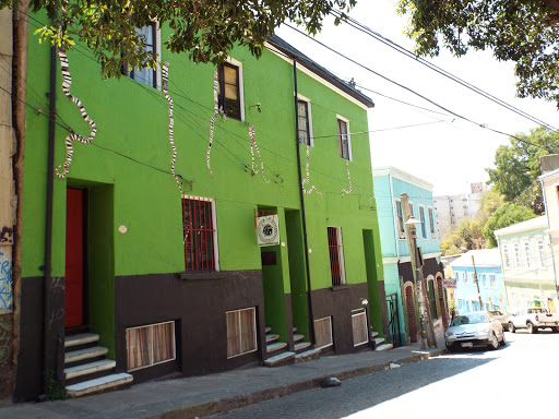 Large group accommodation Valparaiso