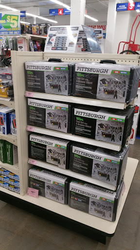 Hardware Store «Harbor Freight Tools», reviews and photos, 2361 Northgate Blvd, Sacramento, CA 95833, USA