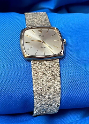 Pawn Shop «Crown Pawn Shop in Boca Raton», reviews and photos, 355 NE Spanish River Blvd, Boca Raton, FL 33431, USA