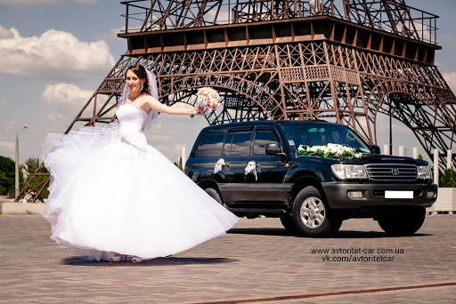 Аренда прокат на свадьбу VIP автомобилей и лимузинов Харьков AVTORITET CAR