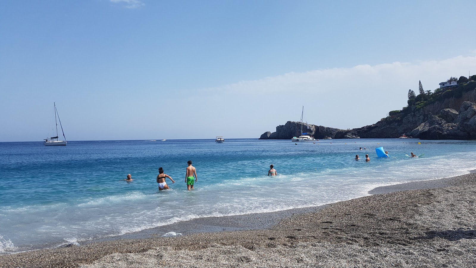 Zdjęcie Playa Marina del Este z poziomem czystości wysoki