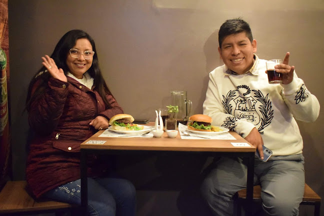 Opiniones de Asu Mare - Burger Bar en Tacna - Hamburguesería
