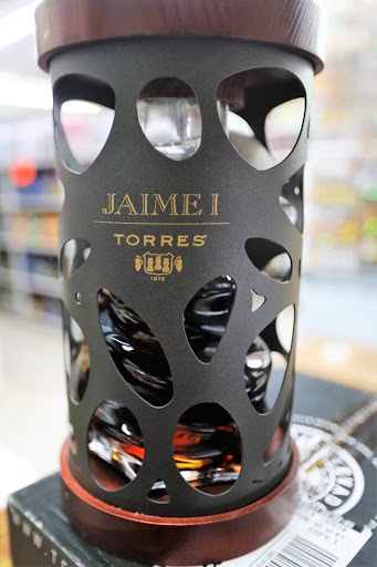 Liquor Store «Peachtree Package Store», reviews and photos, 300 Peachtree St NE # Cs1, Atlanta, GA 30308, USA