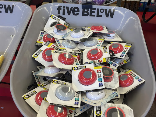 Variety Store «Five Below», reviews and photos, 23853 Eureka Rd, Taylor, MI 48180, USA
