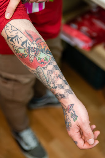 Body Piercing Shop «Dreamline Ink Tattoo», reviews and photos, 6825 Tilton Rd, Egg Harbor Township, NJ 08234, USA