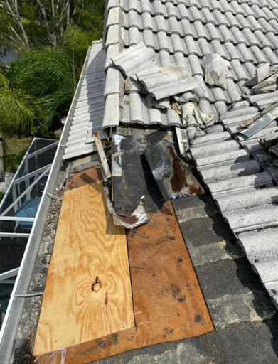 Roofing Contractor «Suntek Roofing», reviews and photos, 2608 SW 45th St, Fort Lauderdale, FL 33312, USA