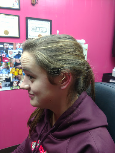 Tattoo Shop «Pink Elephant Tattoo Studio», reviews and photos, 707 S Ankeny Blvd, Ankeny, IA 50023, USA