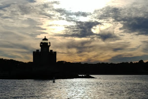 Huntington Harbor Light