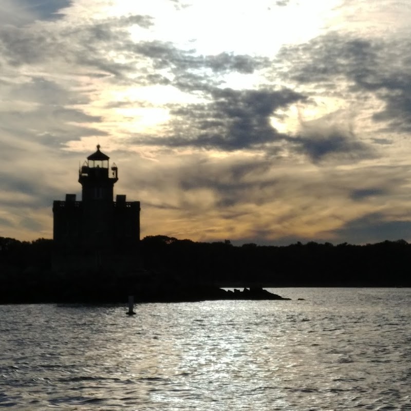 Huntington Harbor Light