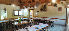 Atmosphère du Restaurant français Auberge des Faux à Saint-Just-Saint-Rambert - n°5